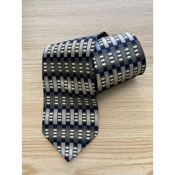 Mosaic Handmade Geometric Gray/Green/Navy Blue 100% Silk Tie - Picture 2 of 6